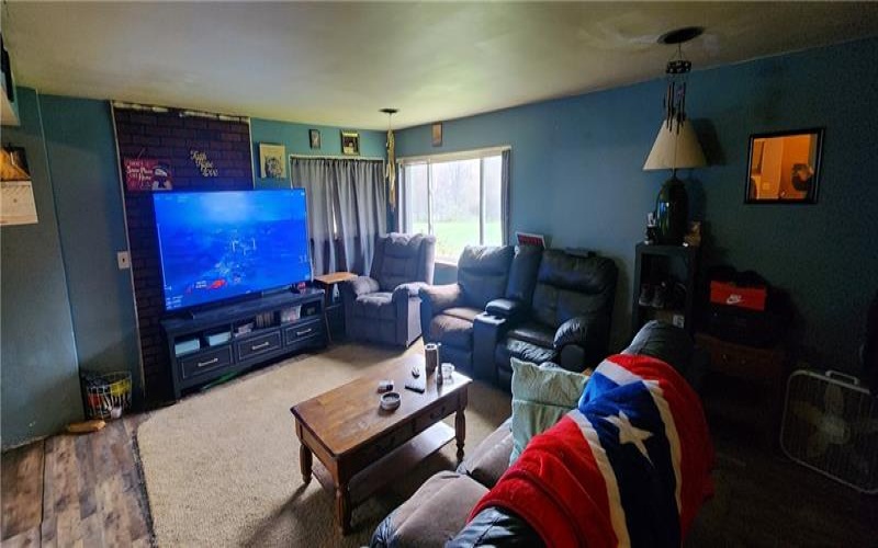 54 Old Dinnerbell Rd, Farmington, 15437, 3 Bedrooms Bedrooms, ,1.1 BathroomsBathrooms,Residential,For Sale,Old Dinnerbell Rd,1698942