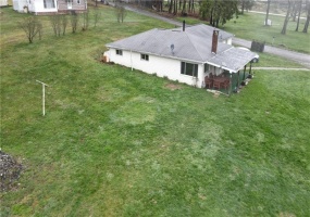 54 Old Dinnerbell Rd, Farmington, 15437, 3 Bedrooms Bedrooms, ,1.1 BathroomsBathrooms,Residential,For Sale,Old Dinnerbell Rd,1698942