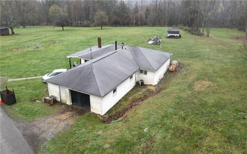 54 Old Dinnerbell Rd, Farmington, 15437, 3 Bedrooms Bedrooms, ,1.1 BathroomsBathrooms,Residential,For Sale,Old Dinnerbell Rd,1698942