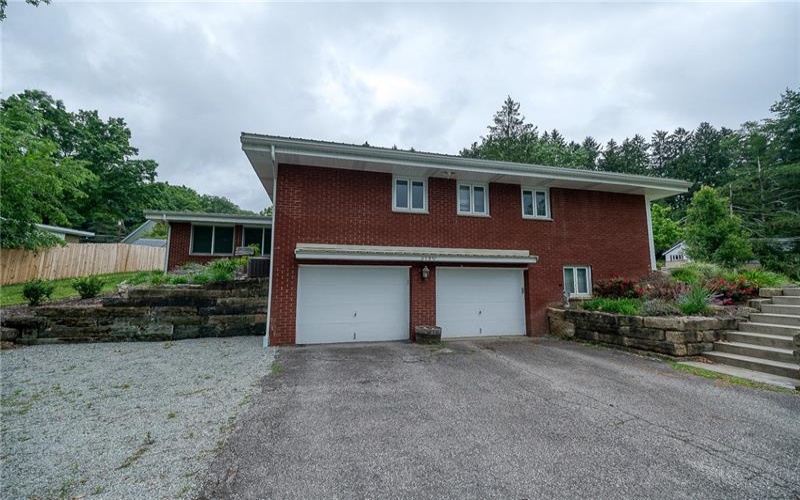 3180 Pinecrest ct, Murrysville, 15668, 3 Bedrooms Bedrooms, ,3 BathroomsBathrooms,Lease,For Sale,Pinecrest ct,1698983