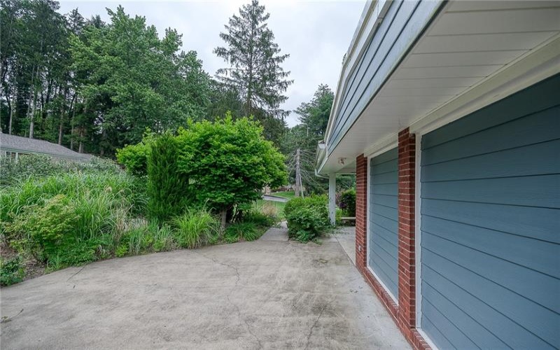 3180 Pinecrest ct, Murrysville, 15668, 3 Bedrooms Bedrooms, ,3 BathroomsBathrooms,Lease,For Sale,Pinecrest ct,1698983