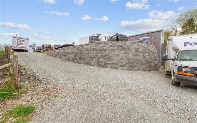 700 Roosevelt St, Youngwood, 15697, ,Commercial-industrial-business,For Sale,Roosevelt St,1698993