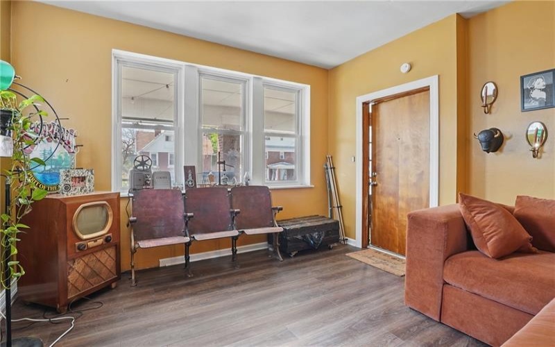 260-262 Freeport Rd, New Kensington, 15068, ,Multi-unit,For Sale,Freeport Rd,1699008