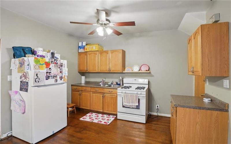 260-262 Freeport Rd, New Kensington, 15068, ,Multi-unit,For Sale,Freeport Rd,1699008
