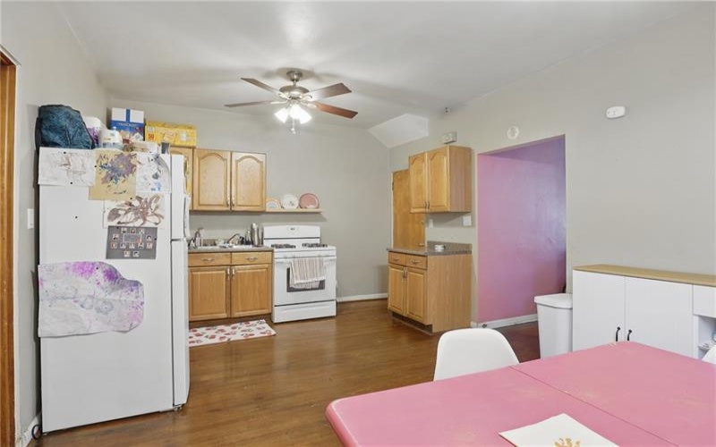 260-262 Freeport Rd, New Kensington, 15068, ,Multi-unit,For Sale,Freeport Rd,1699008