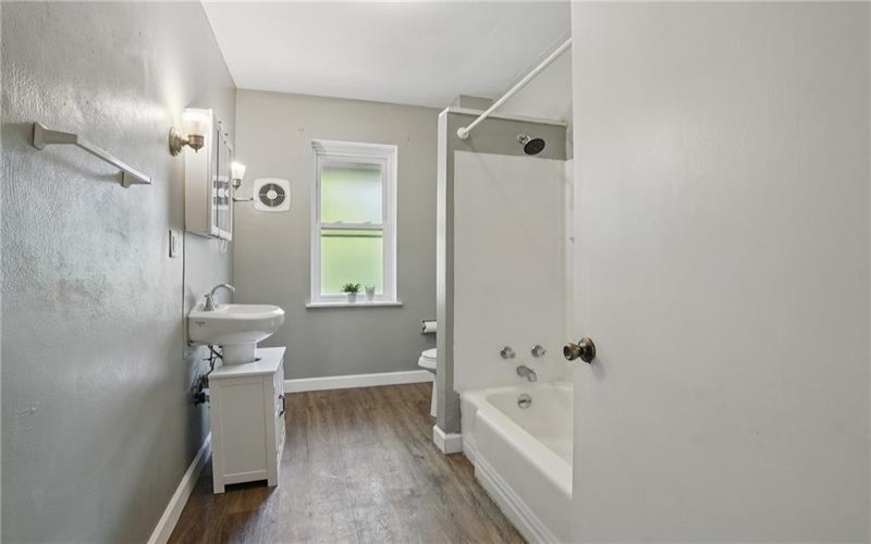 260-262 Freeport Rd, New Kensington, 15068, ,Multi-unit,For Sale,Freeport Rd,1699008