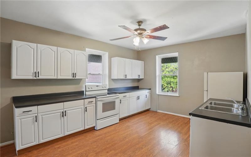 260-262 Freeport Rd, New Kensington, 15068, ,Multi-unit,For Sale,Freeport Rd,1699008