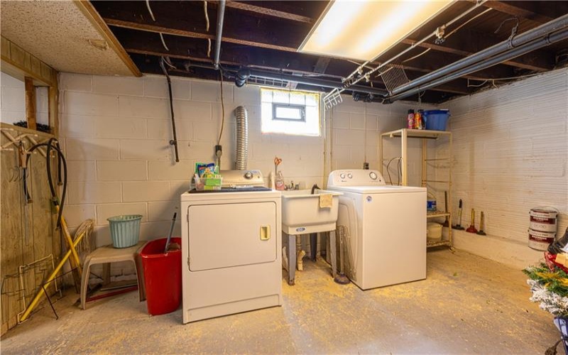 14 Cedar St, Masontown, 15461, 3 Bedrooms Bedrooms, ,2 BathroomsBathrooms,Residential,For Sale,Cedar St,1698696