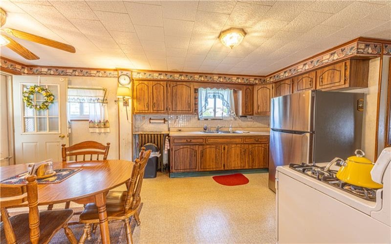 14 Cedar St, Masontown, 15461, 3 Bedrooms Bedrooms, ,2 BathroomsBathrooms,Residential,For Sale,Cedar St,1698696