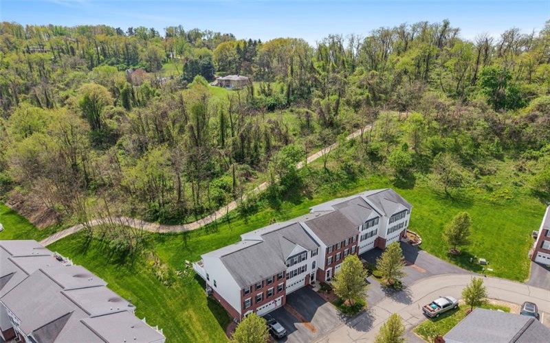 15 Abbeywood Lane, Canonsburg, 15317, 3 Bedrooms Bedrooms, 8 Rooms Rooms,2.1 BathroomsBathrooms,Residential,For Sale,Abbeywood Lane,1698901