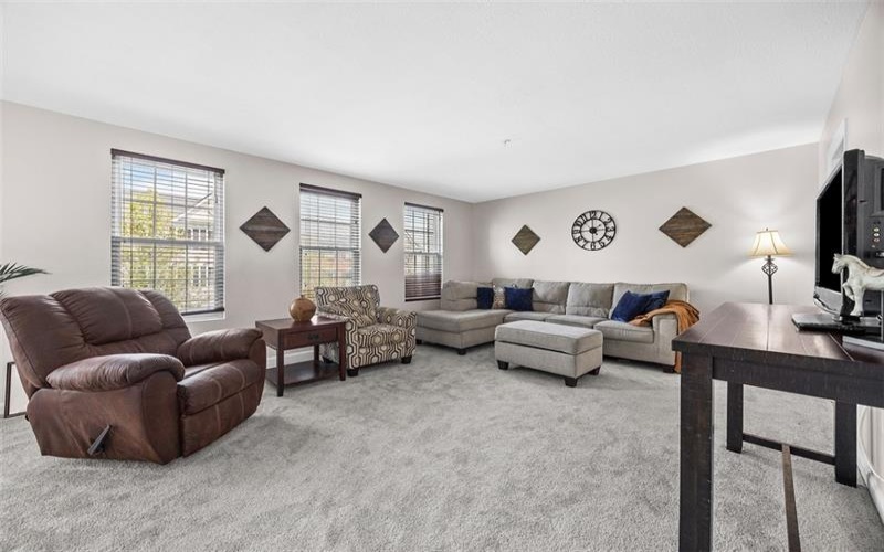 15 Abbeywood Lane, Canonsburg, 15317, 3 Bedrooms Bedrooms, 8 Rooms Rooms,2.1 BathroomsBathrooms,Residential,For Sale,Abbeywood Lane,1698901