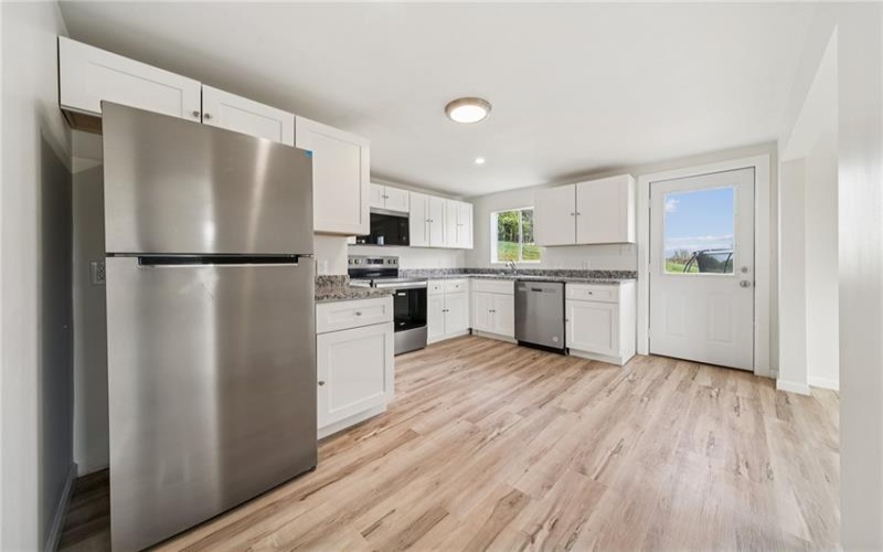 1460 Guffey Rd, Irwin, 15642, 3 Bedrooms Bedrooms, ,1.1 BathroomsBathrooms,Residential,For Sale,Guffey Rd,1698944