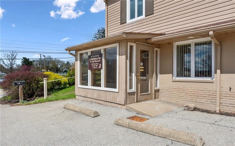 401 Pellis Road, Greensburg, 15601, 3 Bedrooms Bedrooms, 7 Rooms Rooms,2.2 BathroomsBathrooms,Residential,For Sale,Pellis Road,1699077
