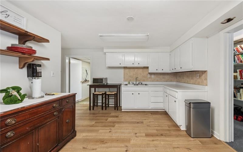 401 Pellis Road, Greensburg, 15601, 3 Bedrooms Bedrooms, 7 Rooms Rooms,2.2 BathroomsBathrooms,Residential,For Sale,Pellis Road,1699077