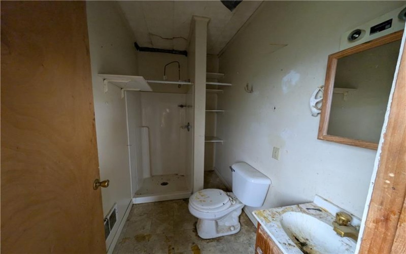 463 Washington Rd, Waynesburg, 15370, 4 Bedrooms Bedrooms, ,3 BathroomsBathrooms,Residential,For Sale,Washington Rd,1699112