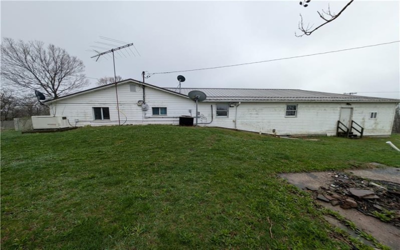 463 Washington Rd, Waynesburg, 15370, 4 Bedrooms Bedrooms, ,3 BathroomsBathrooms,Residential,For Sale,Washington Rd,1699112