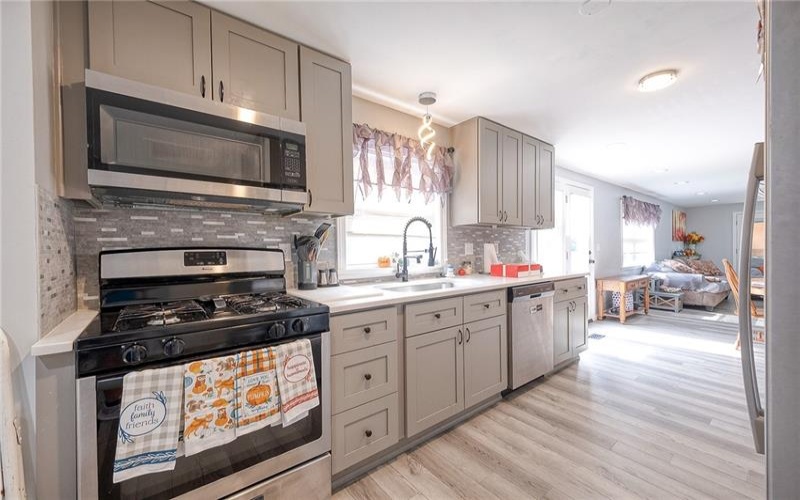 22 Cross Creek Rd, Avella, 15312, 2 Bedrooms Bedrooms, 7 Rooms Rooms,2 BathroomsBathrooms,Residential,For Sale,Cross Creek Rd,1671576