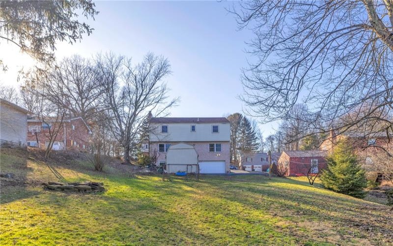 27 Buena Vista Drive, Murrysville, 15626, 4 Bedrooms Bedrooms, 10 Rooms Rooms,2.1 BathroomsBathrooms,Residential,For Sale,Buena Vista Drive,1690352