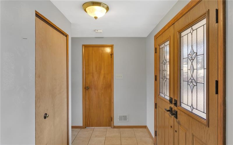 27 Buena Vista Drive, Murrysville, 15626, 4 Bedrooms Bedrooms, 10 Rooms Rooms,2.1 BathroomsBathrooms,Residential,For Sale,Buena Vista Drive,1690352