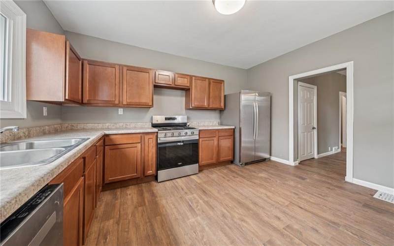 544 4th Ave, New Kensington, 15068, 3 Bedrooms Bedrooms, 6 Rooms Rooms,1.1 BathroomsBathrooms,Residential,For Sale,4th Ave,1698511