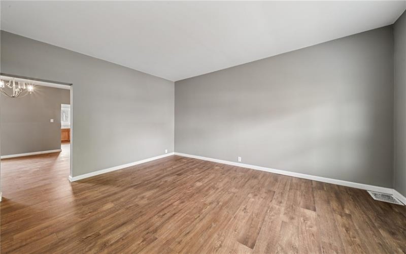 544 4th Ave, New Kensington, 15068, 3 Bedrooms Bedrooms, 6 Rooms Rooms,1.1 BathroomsBathrooms,Residential,For Sale,4th Ave,1698511