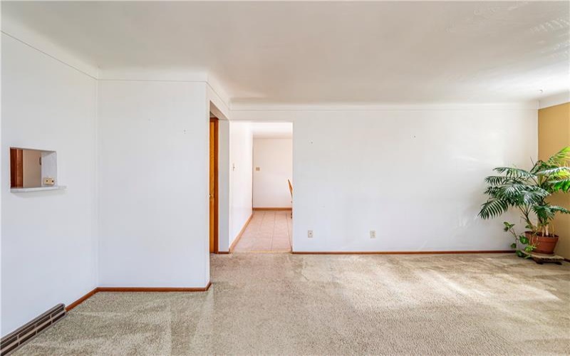 1017 Scott Ave, Jeannette, 15644, 3 Bedrooms Bedrooms, 8 Rooms Rooms,2 BathroomsBathrooms,Residential,For Sale,Scott Ave,1698728