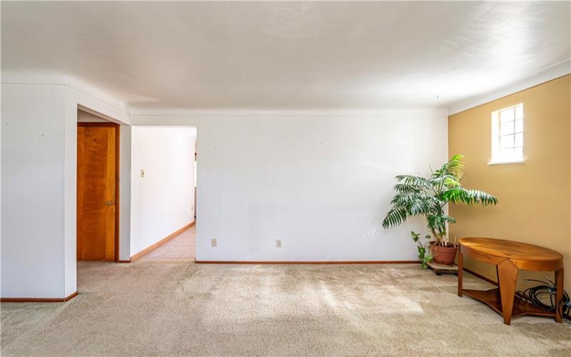 1017 Scott Ave, Jeannette, 15644, 3 Bedrooms Bedrooms, 8 Rooms Rooms,2 BathroomsBathrooms,Residential,For Sale,Scott Ave,1698728