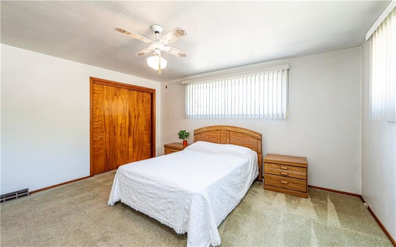 1017 Scott Ave, Jeannette, 15644, 3 Bedrooms Bedrooms, 8 Rooms Rooms,2 BathroomsBathrooms,Residential,For Sale,Scott Ave,1698728