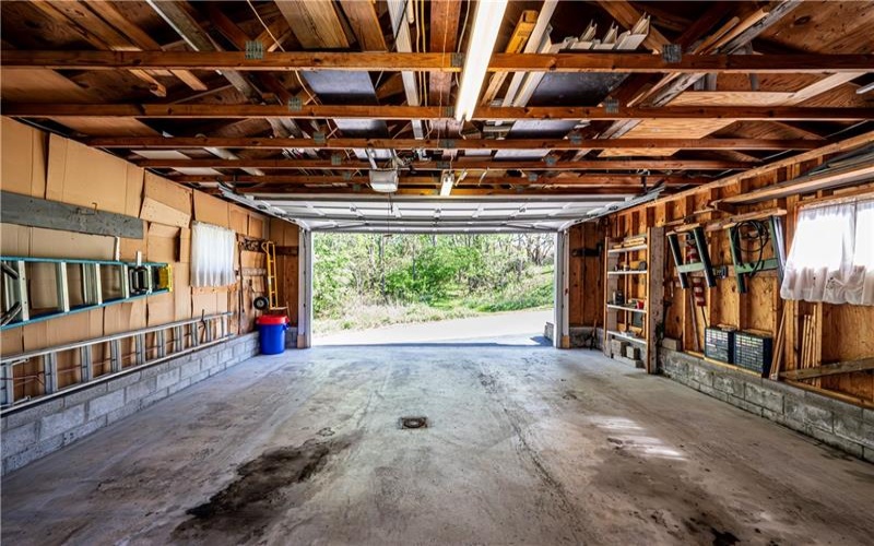 1017 Scott Ave, Jeannette, 15644, 3 Bedrooms Bedrooms, 8 Rooms Rooms,2 BathroomsBathrooms,Residential,For Sale,Scott Ave,1698728