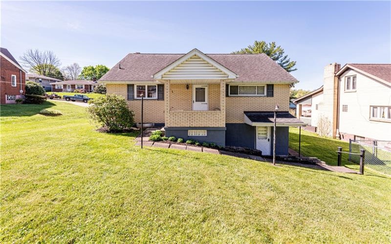 1017 Scott Ave, Jeannette, 15644, 3 Bedrooms Bedrooms, 8 Rooms Rooms,2 BathroomsBathrooms,Residential,For Sale,Scott Ave,1698728