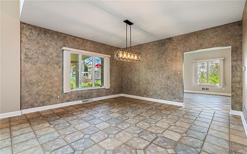 127 Bridle Trl, Venetia, 15367, 4 Bedrooms Bedrooms, 11 Rooms Rooms,4.1 BathroomsBathrooms,Residential,For Sale,Bridle Trl,1698828