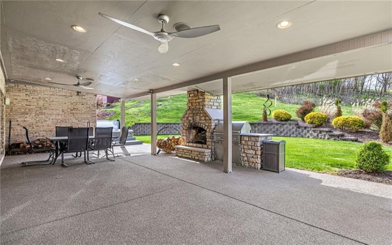 127 Bridle Trl, Venetia, 15367, 4 Bedrooms Bedrooms, 11 Rooms Rooms,4.1 BathroomsBathrooms,Residential,For Sale,Bridle Trl,1698828