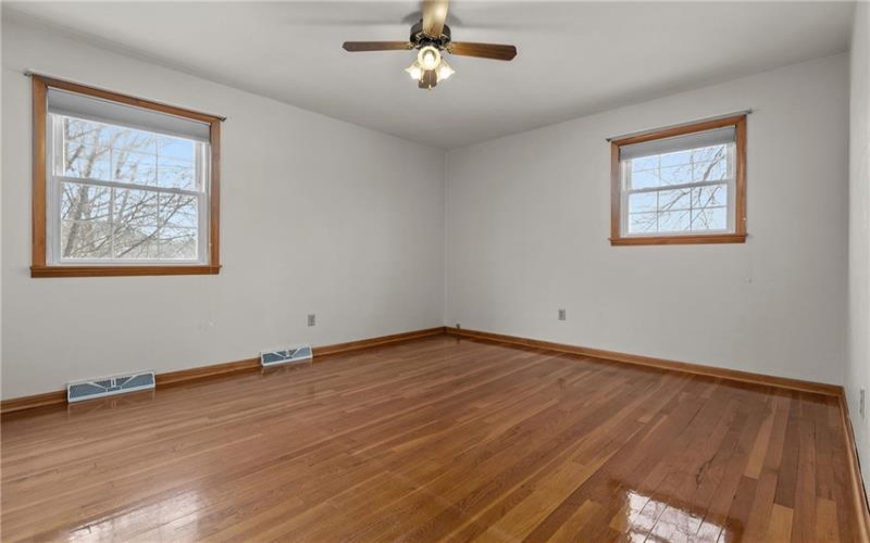 2425 Park Ave, Washington, 15301, 3 Bedrooms Bedrooms, 9 Rooms Rooms,1.1 BathroomsBathrooms,Residential,For Sale,Park Ave,1698963
