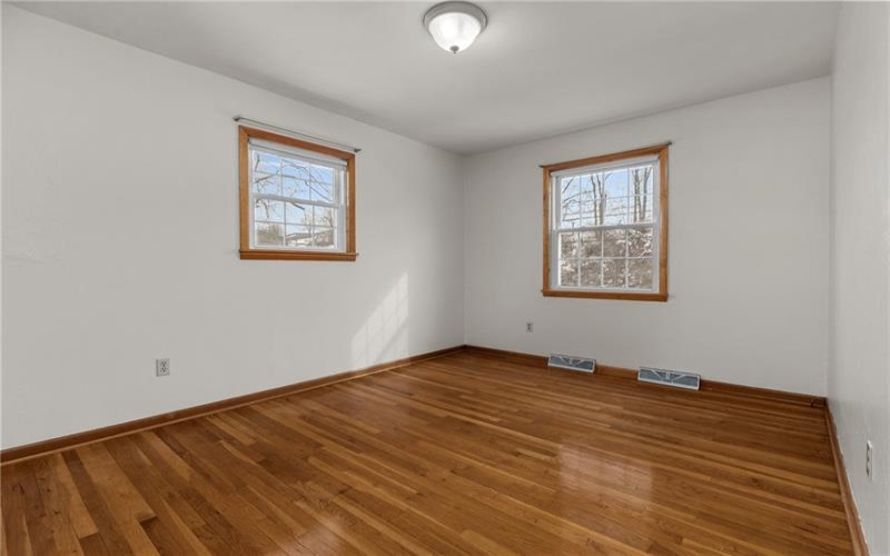 2425 Park Ave, Washington, 15301, 3 Bedrooms Bedrooms, 9 Rooms Rooms,1.1 BathroomsBathrooms,Residential,For Sale,Park Ave,1698963