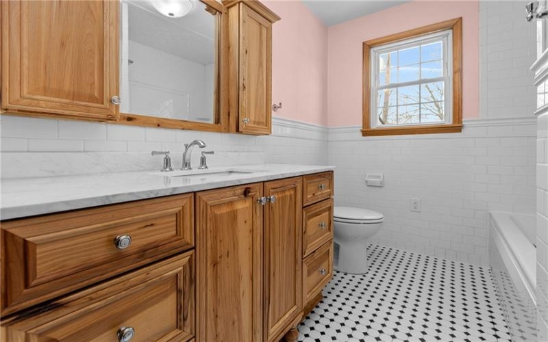 2425 Park Ave, Washington, 15301, 3 Bedrooms Bedrooms, 9 Rooms Rooms,1.1 BathroomsBathrooms,Residential,For Sale,Park Ave,1698963