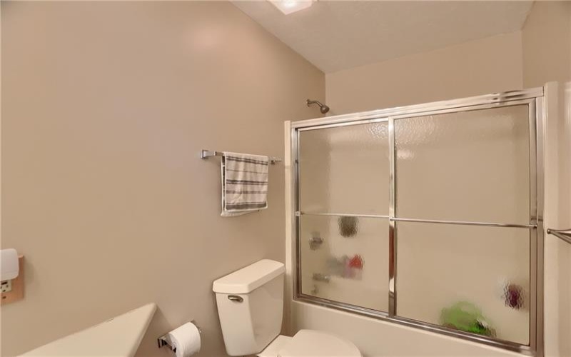 218 Fieldbrook Dr., Canonsburg, 15317, 3 Bedrooms Bedrooms, 8 Rooms Rooms,2.1 BathroomsBathrooms,Residential,For Sale,Fieldbrook Dr.,1699032