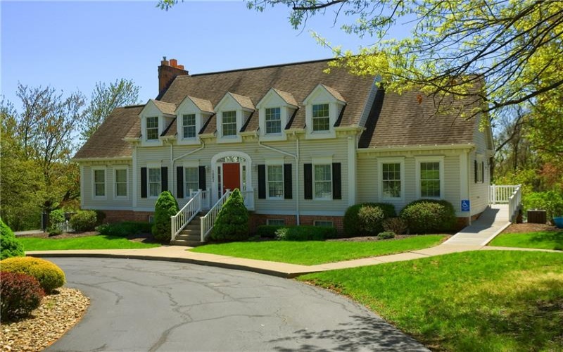 218 Fieldbrook Dr., Canonsburg, 15317, 3 Bedrooms Bedrooms, 8 Rooms Rooms,2.1 BathroomsBathrooms,Residential,For Sale,Fieldbrook Dr.,1699032