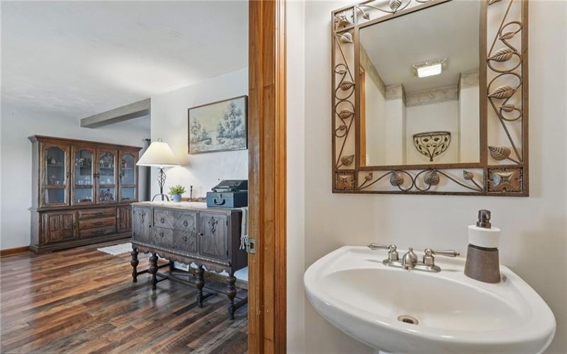 6321 Jack St, Finleyville, 15332, 3 Bedrooms Bedrooms, 8 Rooms Rooms,1.1 BathroomsBathrooms,Residential,For Sale,Jack St,1699073