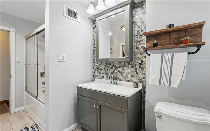 6321 Jack St, Finleyville, 15332, 3 Bedrooms Bedrooms, 8 Rooms Rooms,1.1 BathroomsBathrooms,Residential,For Sale,Jack St,1699073