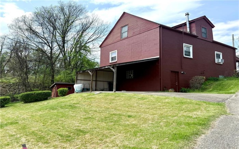 85 THOMPSON AVENUE EXT., Donora, 15033, 2 Bedrooms Bedrooms, 8 Rooms Rooms,1.1 BathroomsBathrooms,Residential,For Sale,THOMPSON AVENUE EXT.,1699140