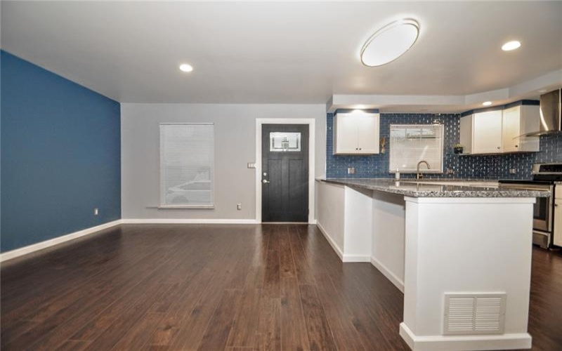 221 4th Ave, Monongahela, 15063, 3 Bedrooms Bedrooms, 7 Rooms Rooms,2 BathroomsBathrooms,Residential,For Sale,4th Ave,1699143