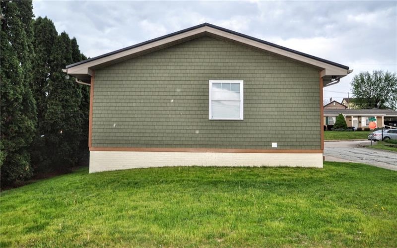 221 4th Ave, Monongahela, 15063, 3 Bedrooms Bedrooms, 7 Rooms Rooms,2 BathroomsBathrooms,Residential,For Sale,4th Ave,1699143