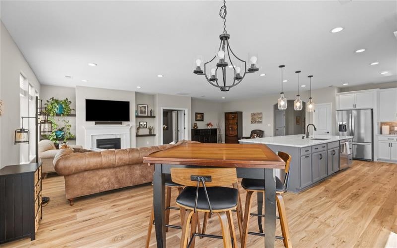1005 Man O War Ct, Washington, 15301, 3 Bedrooms Bedrooms, 9 Rooms Rooms,3 BathroomsBathrooms,Residential,For Sale,Man O War Ct,1699149
