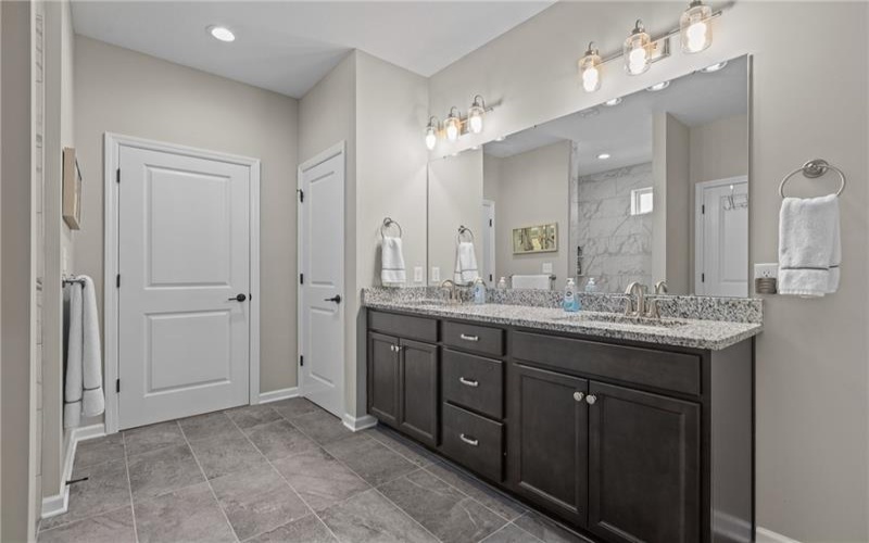 1005 Man O War Ct, Washington, 15301, 3 Bedrooms Bedrooms, 9 Rooms Rooms,3 BathroomsBathrooms,Residential,For Sale,Man O War Ct,1699149