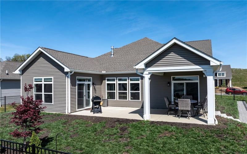 1005 Man O War Ct, Washington, 15301, 3 Bedrooms Bedrooms, 9 Rooms Rooms,3 BathroomsBathrooms,Residential,For Sale,Man O War Ct,1699149