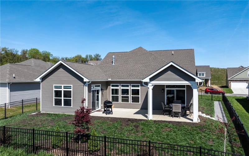 1005 Man O War Ct, Washington, 15301, 3 Bedrooms Bedrooms, 9 Rooms Rooms,3 BathroomsBathrooms,Residential,For Sale,Man O War Ct,1699149