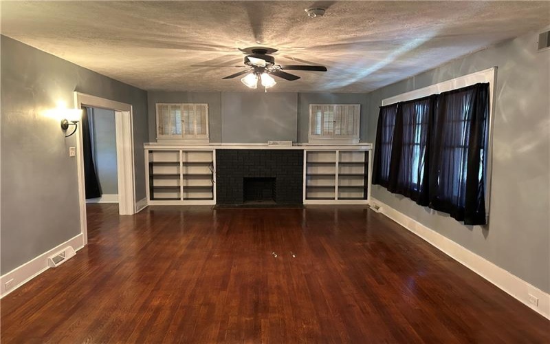 10 Frick Ave, Mount Pleasant, 15666, 4 Bedrooms Bedrooms, 9 Rooms Rooms,2.1 BathroomsBathrooms,Residential,For Sale,Frick Ave,1699166