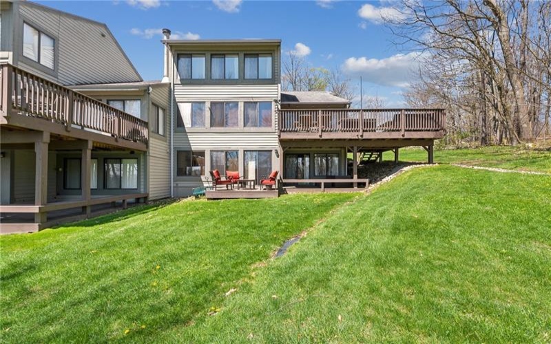 1944 South Ridge Way, Hidden Valley, 15502, 4 Bedrooms Bedrooms, 11 Rooms Rooms,4 BathroomsBathrooms,Residential,For Sale,South Ridge Way,1699174