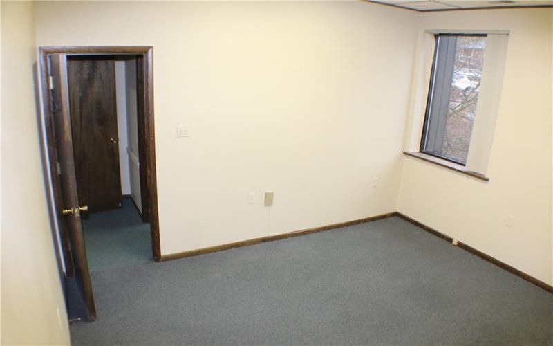 3307 Washington Road, Peters, 15317, ,Commercial-industrial-business,For Sale,Washington Road,1699176