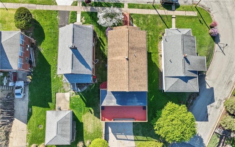 400 Michigan Ave, Jeannette, 15644, 3 Bedrooms Bedrooms, ,2.1 BathroomsBathrooms,Residential,For Sale,Michigan Ave,1699182